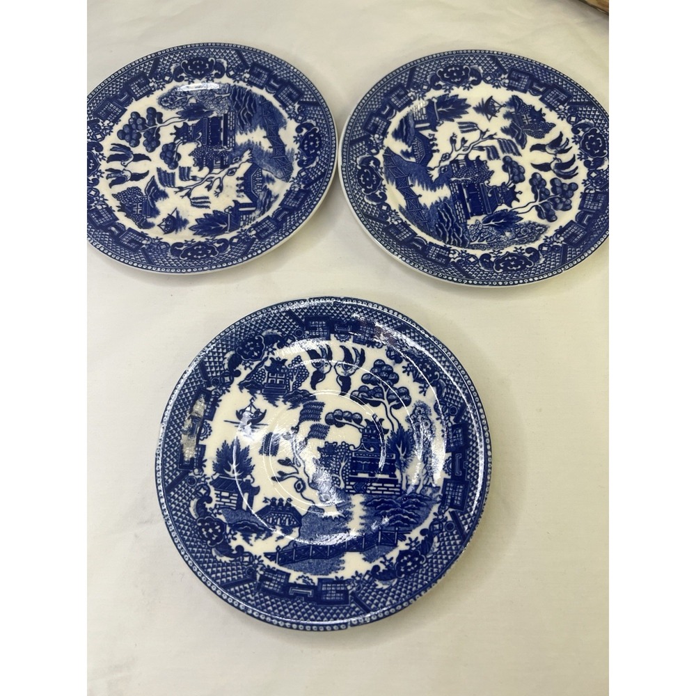 VTG Japanese plates blue and white Shirokiya pottery Mint Condition 3 In Total
